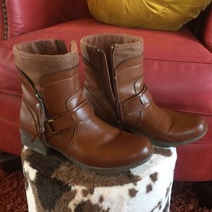 Clark’s Leather Boots